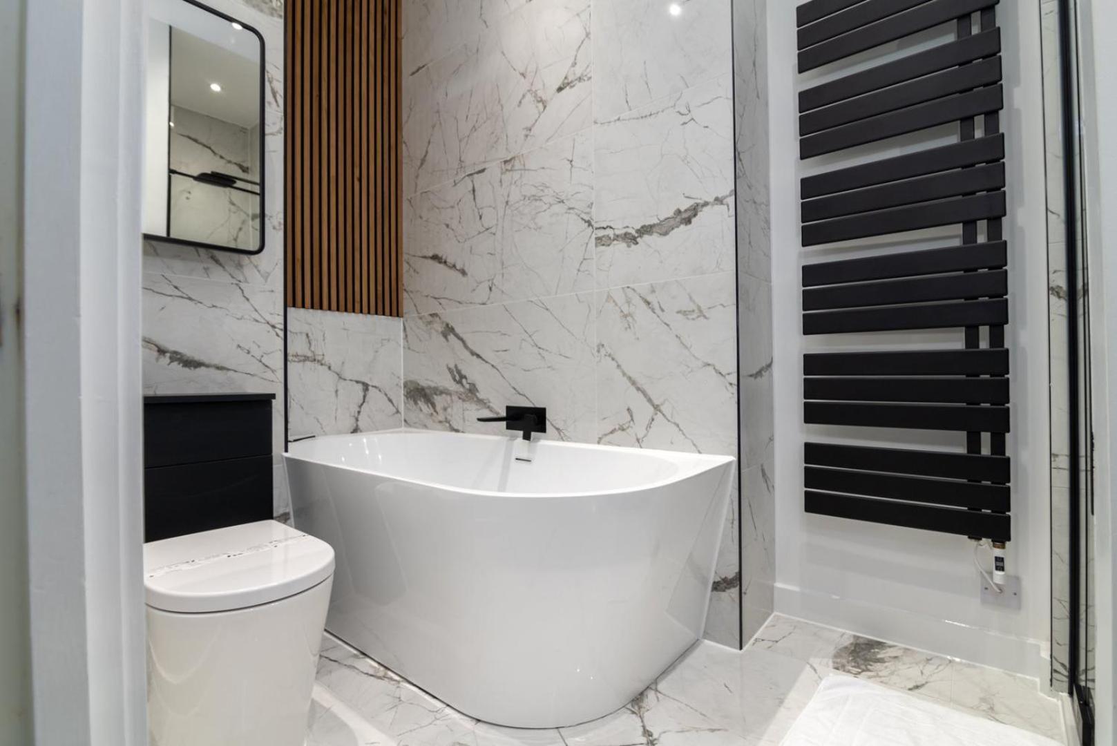 Апартаменты Guestready - Stunning Covent Garden 2Br Duplex Лондон Экстерьер фото
